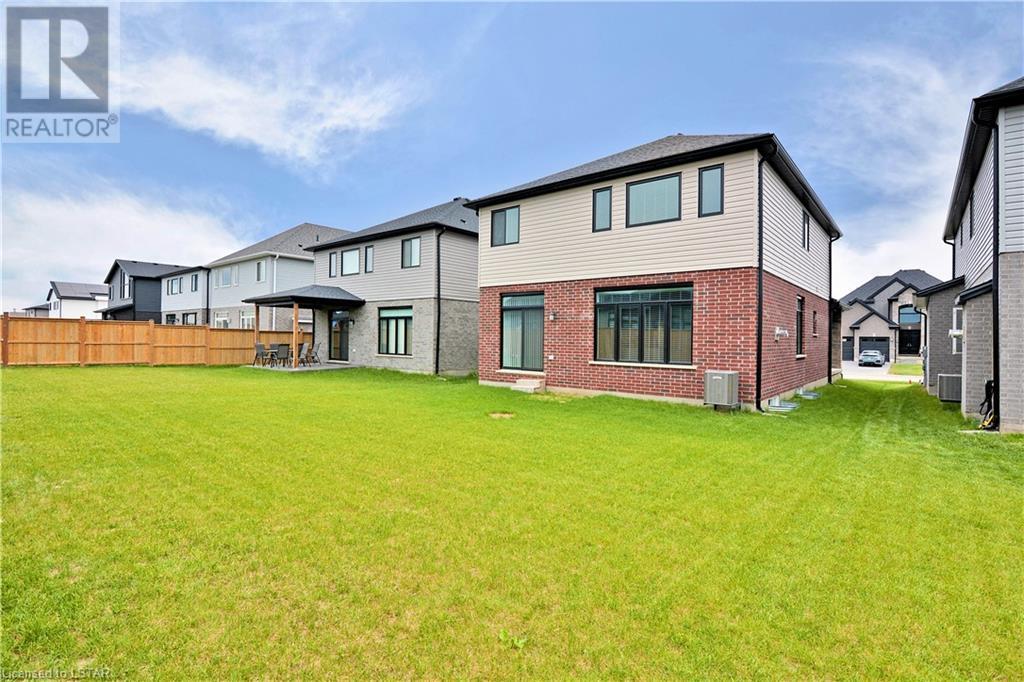 411 DAVENTRY Way