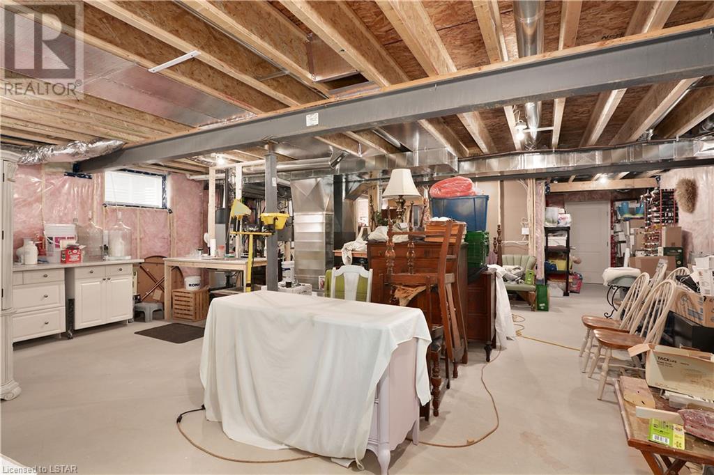 411 DAVENTRY Way