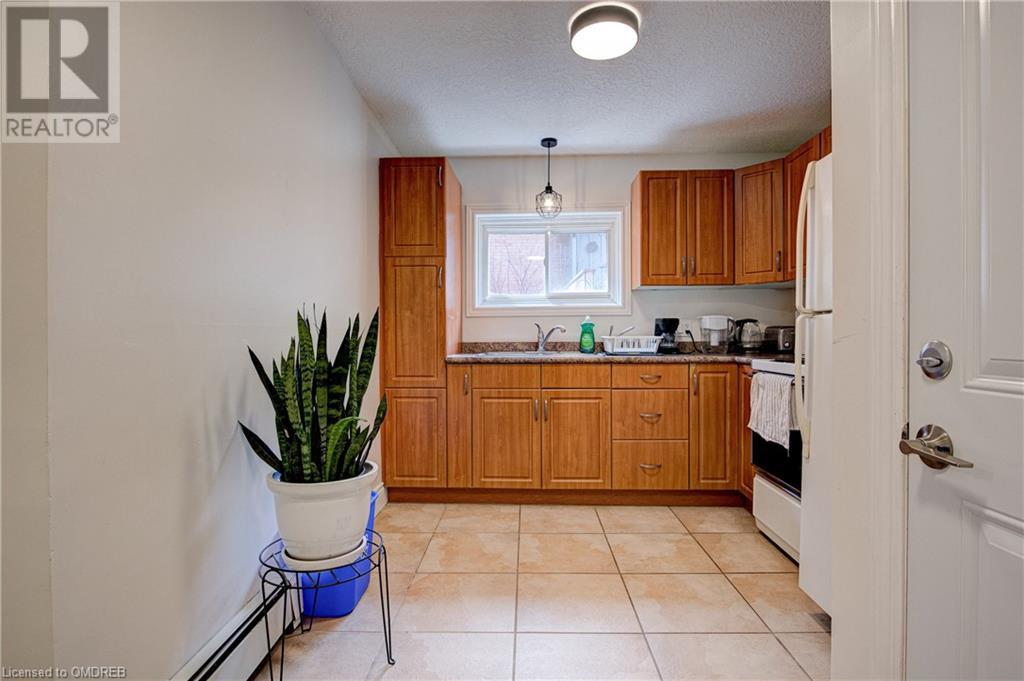 205 LIVERPOOL Street Unit# A