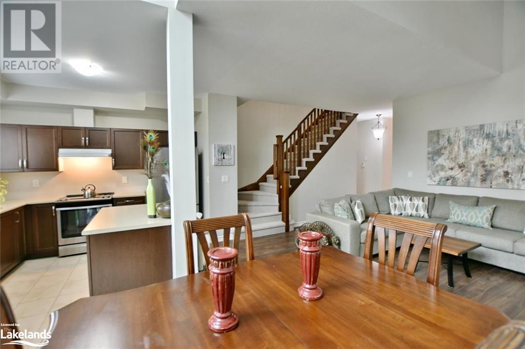 32 GREGORY Avenue