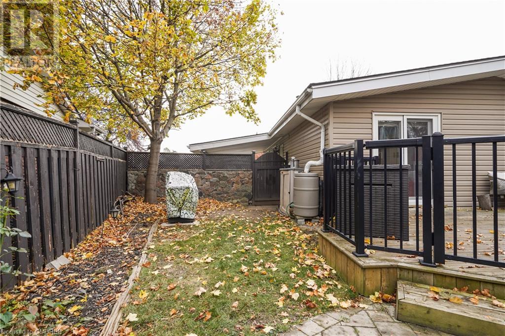 12 STIRLING Place