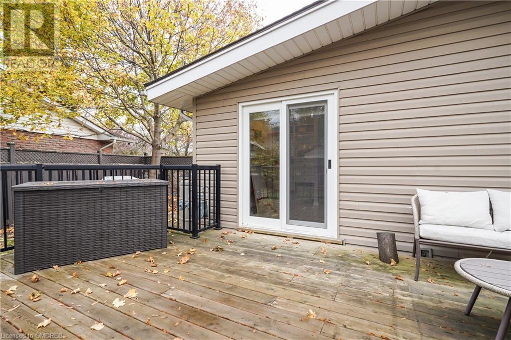 12 STIRLING Place