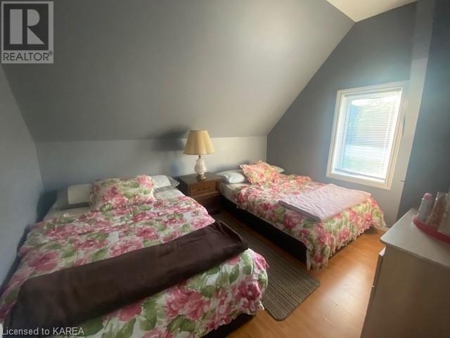 343 LYNDHURST Road