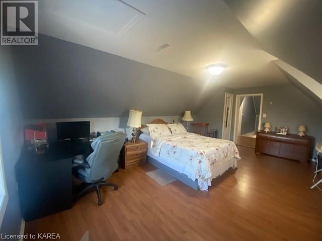 343 LYNDHURST Road