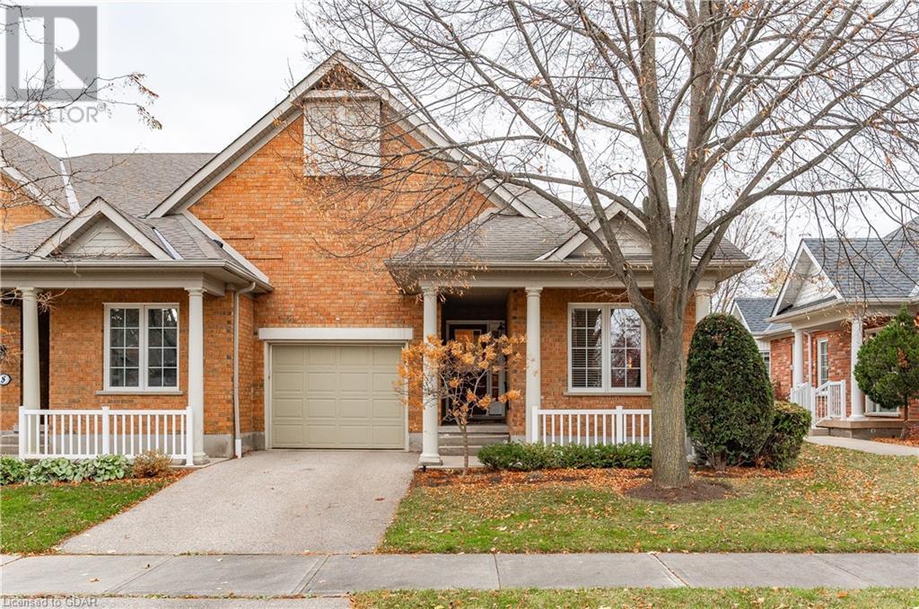 10 AMBERWOOD Lane