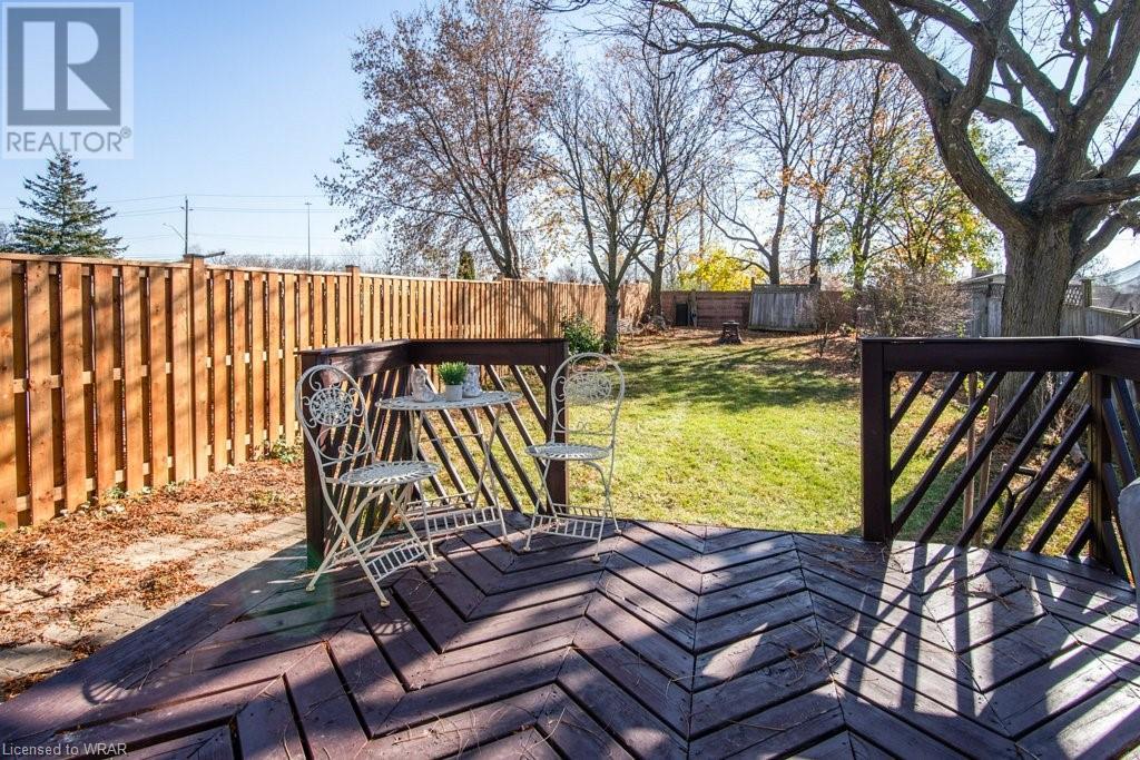 108 CARMINE Crescent