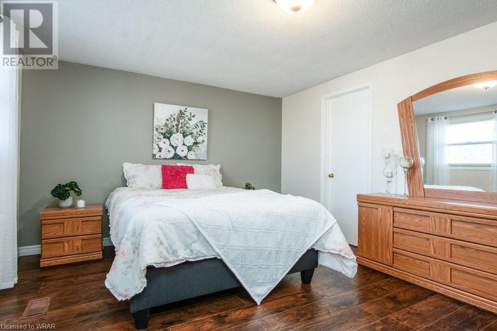 108 CARMINE Crescent
