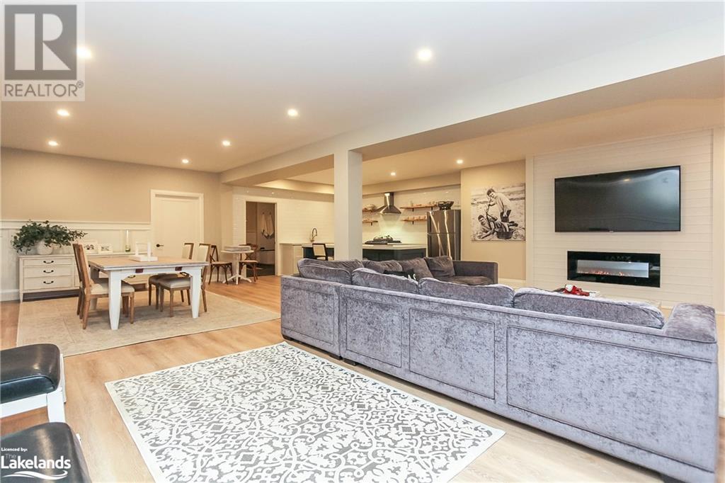 8 JUNIPER Court