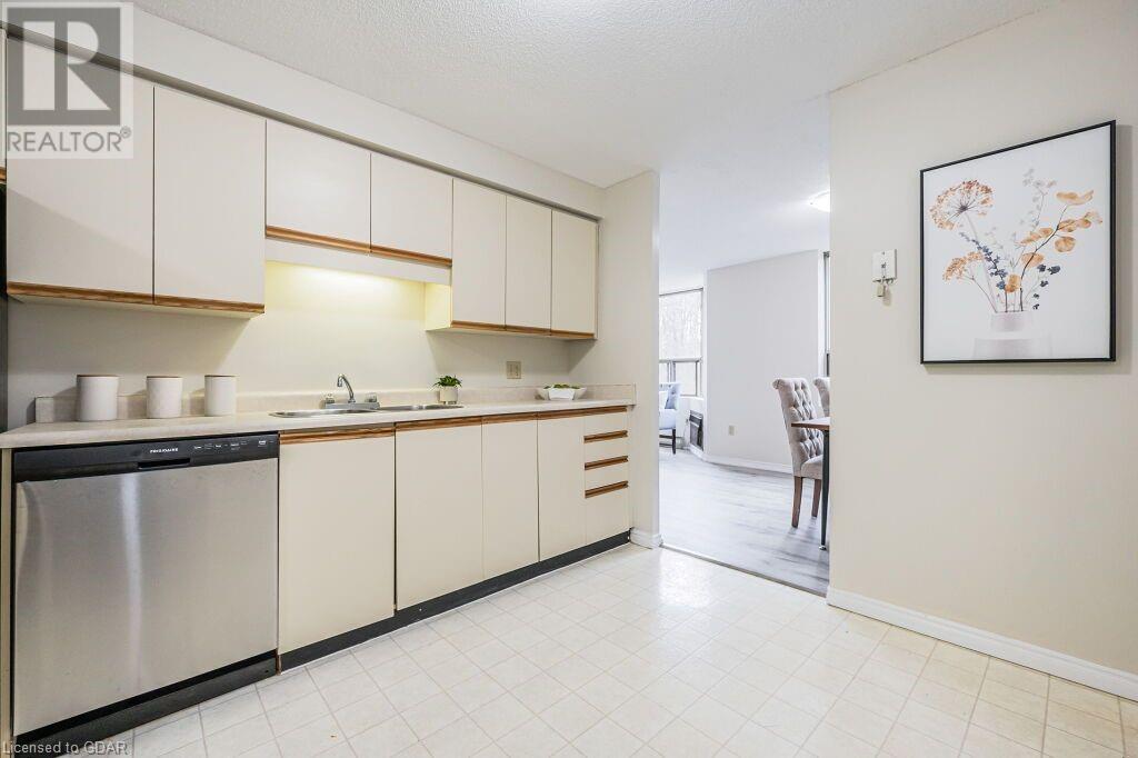 55 GREEN VALLEY DR Drive Unit# 412