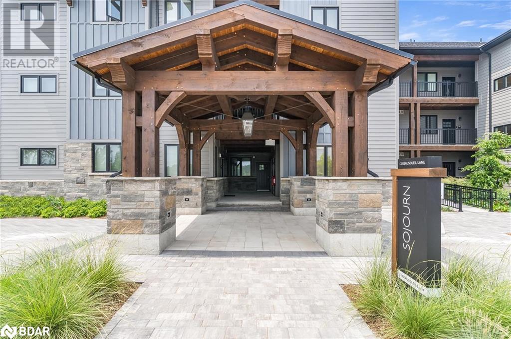 12 BEAUSOLEIL Lane Unit# 104
