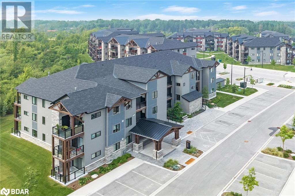 12 BEAUSOLEIL Lane Unit# 104