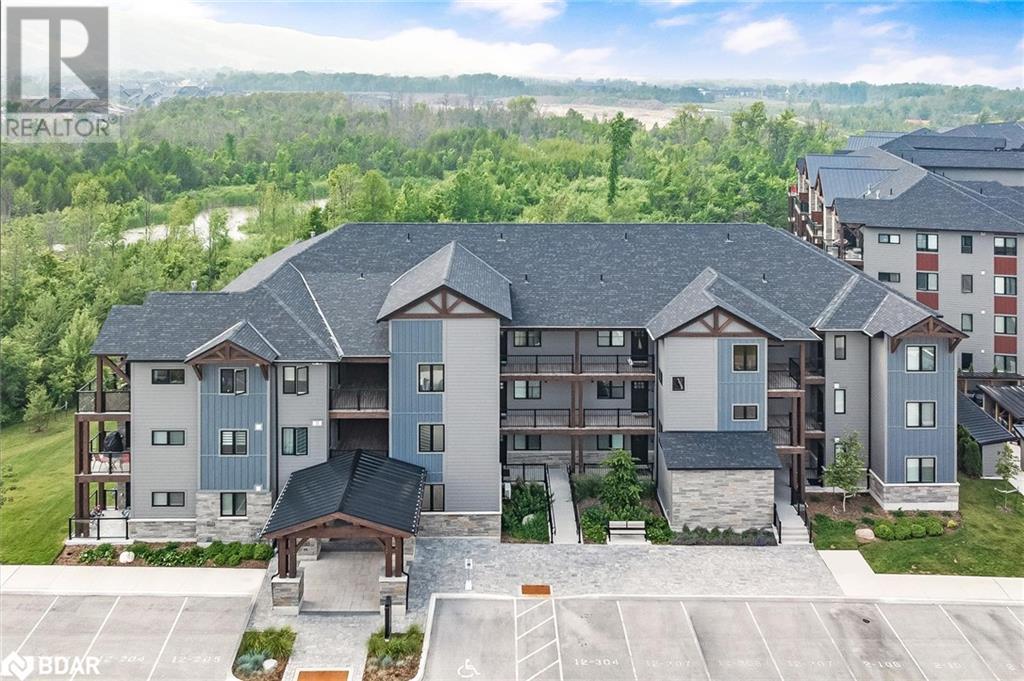 12 BEAUSOLEIL Lane Unit# 104