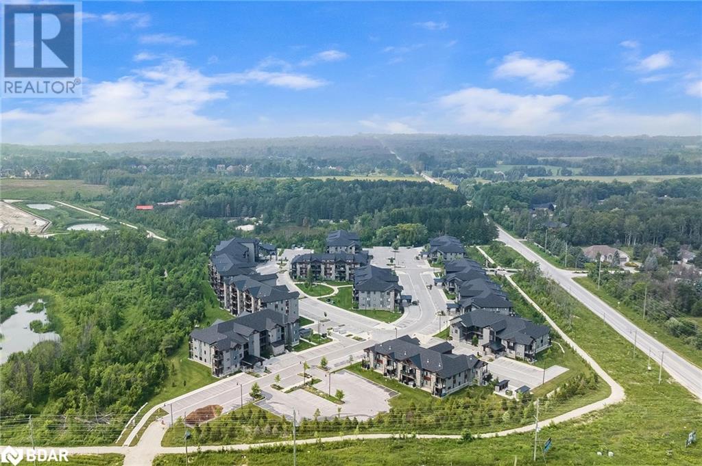 12 BEAUSOLEIL Lane Unit# 104