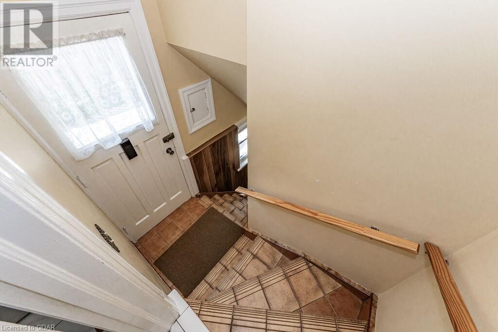51 WATERLOO Avenue
