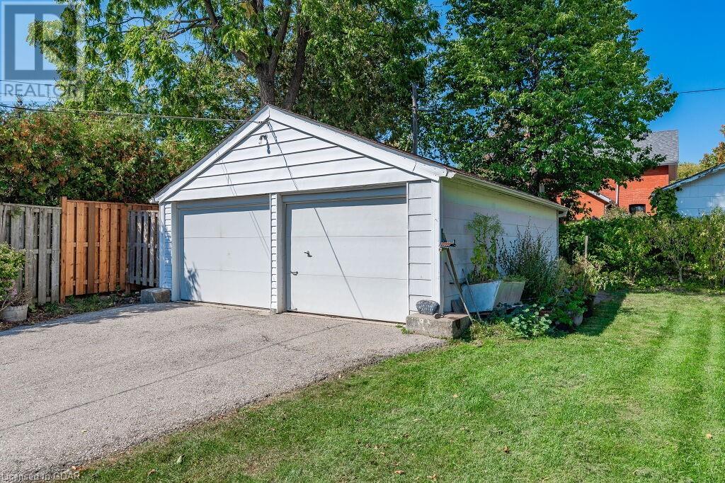 51 WATERLOO Avenue