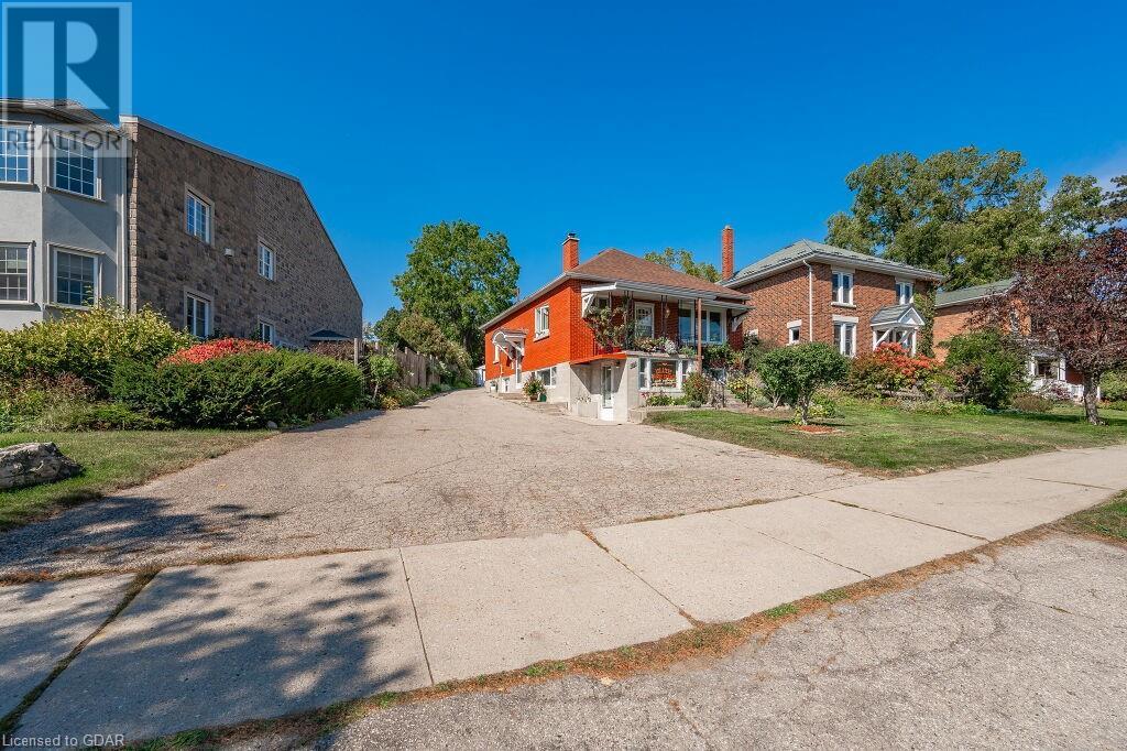51 WATERLOO Avenue