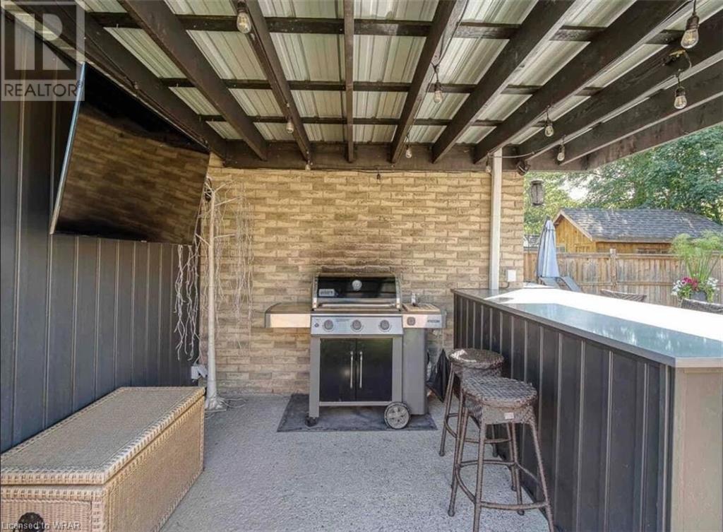 1040 CANFIELD Crescent Unit# 1