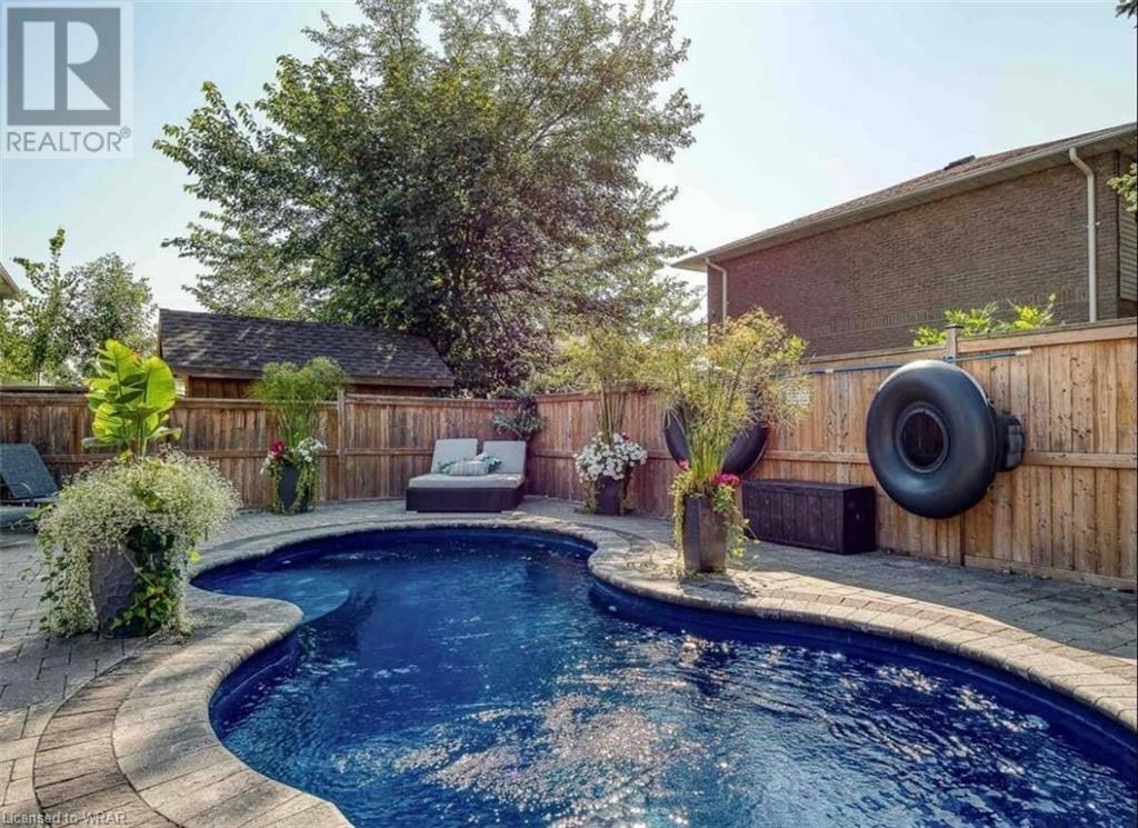 1040 CANFIELD Crescent Unit# 1