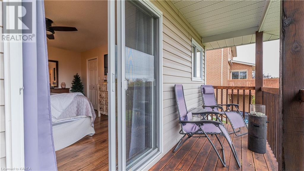 27 DAVEY Crescent