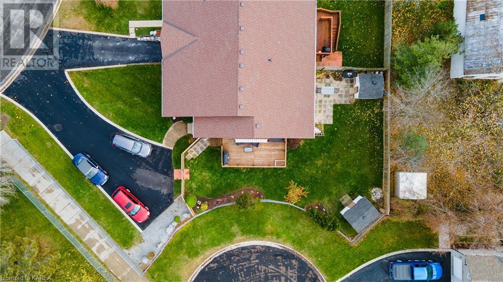 69 DAVEY Crescent