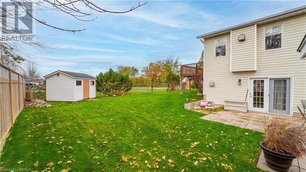 69 DAVEY Crescent