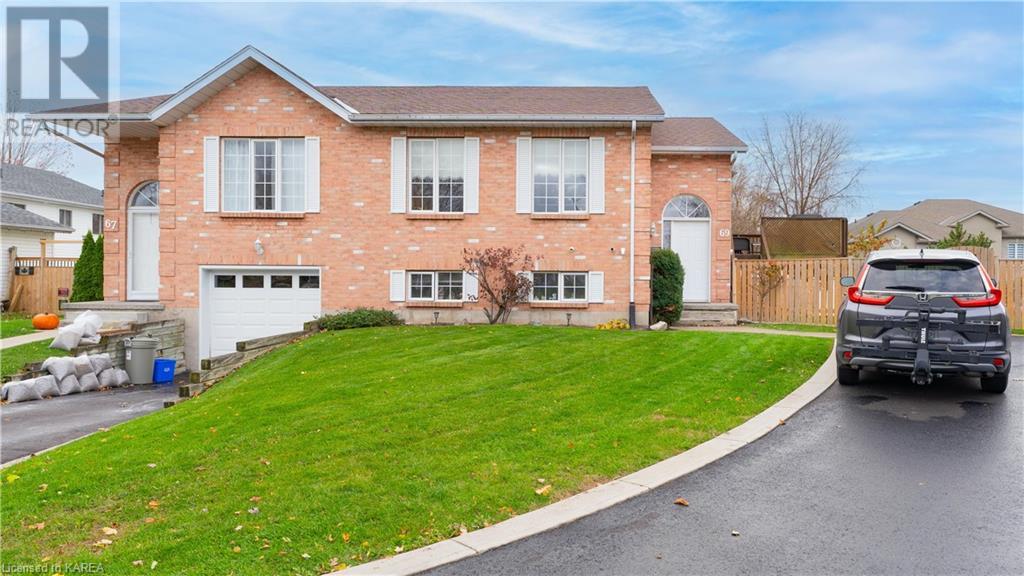 69 DAVEY Crescent