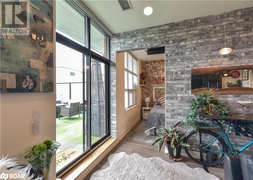 21 MATCHEDASH Street S Unit# 209