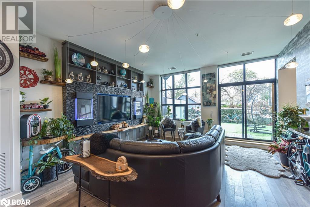 21 MATCHEDASH Street S Unit# 209