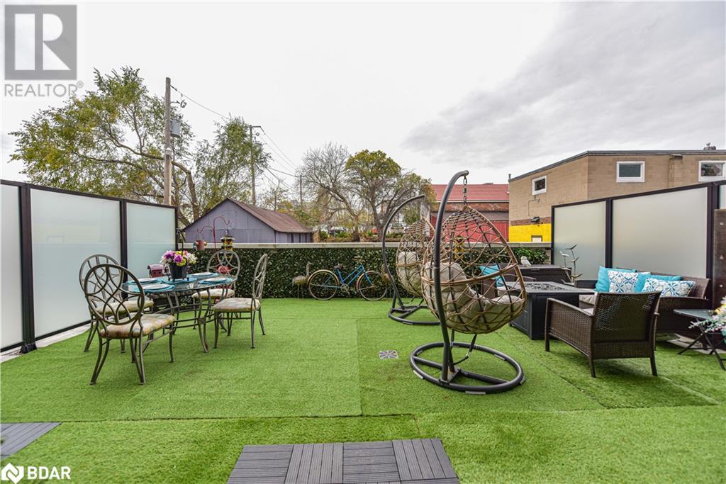 21 MATCHEDASH Street S Unit# 209