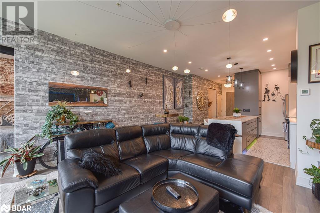21 MATCHEDASH Street S Unit# 209