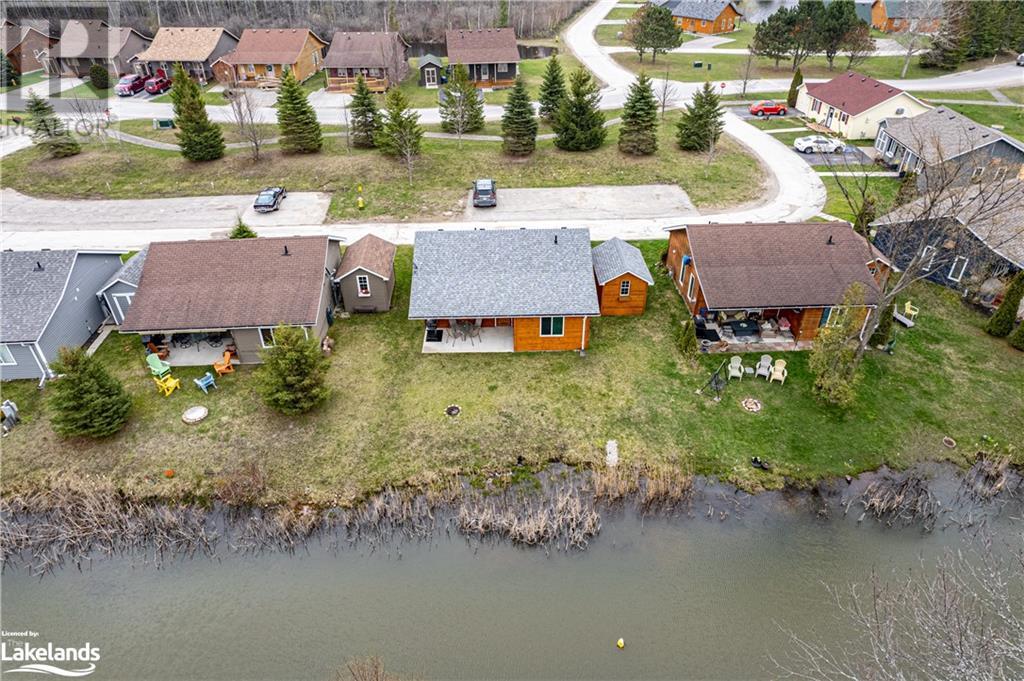 10 KAWARTHA Crescent