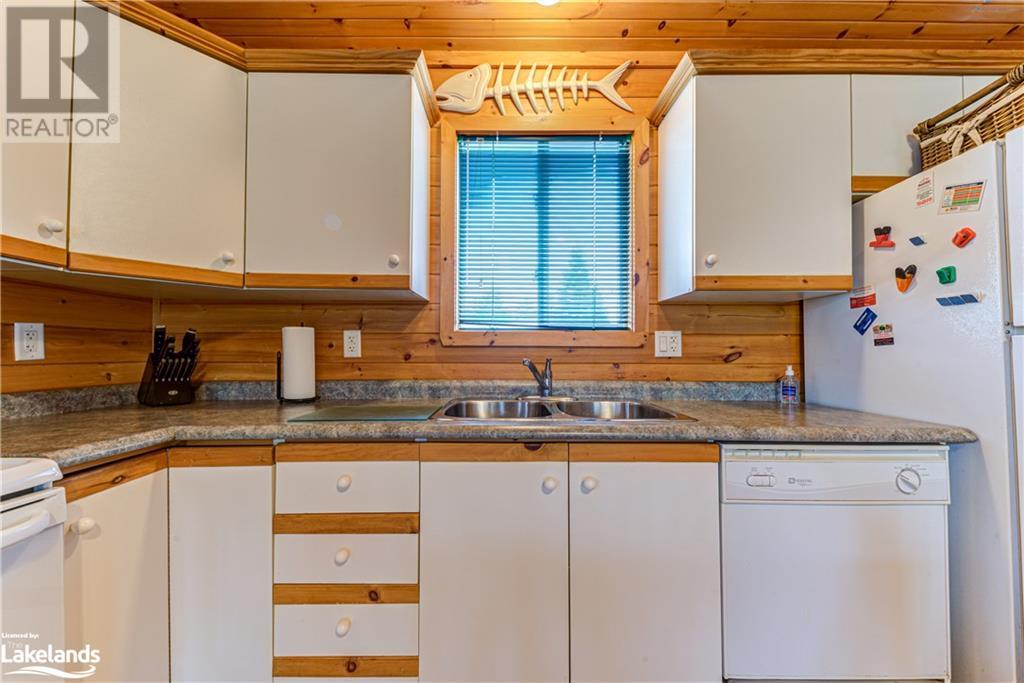 10 KAWARTHA Crescent