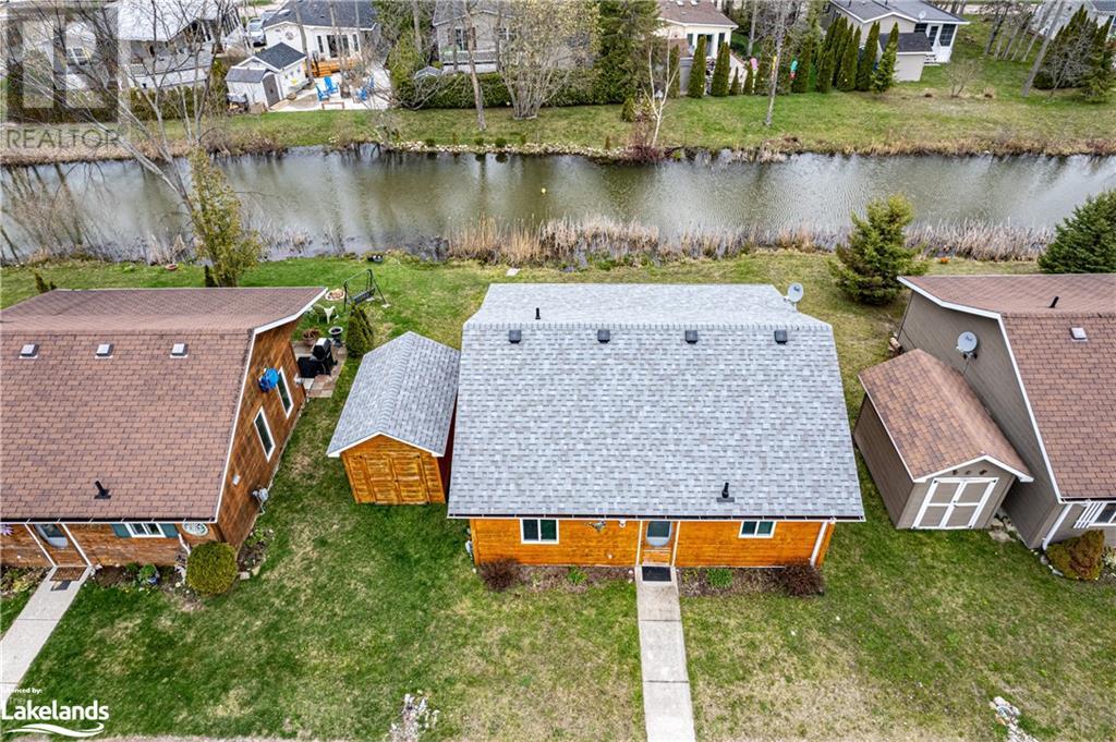 10 KAWARTHA Crescent