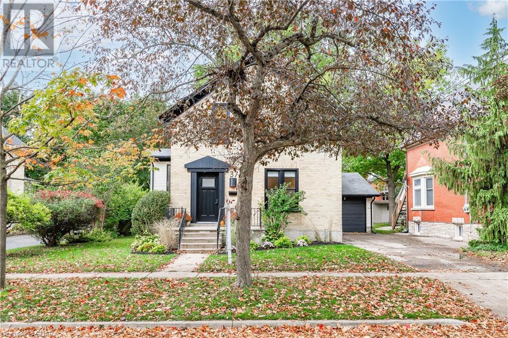 37 PEQUEGNAT Avenue