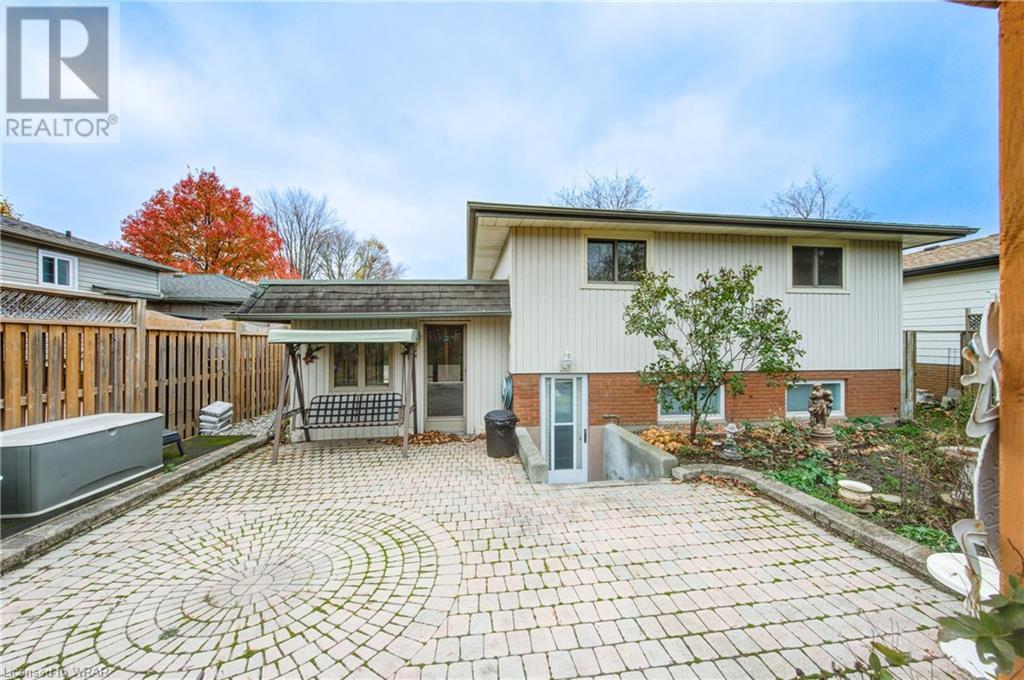 280 MACDONALD Drive