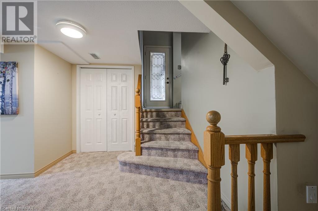 280 MACDONALD Drive
