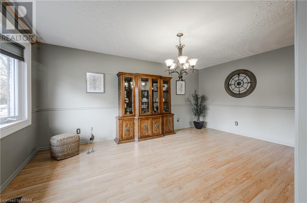 280 MACDONALD Drive