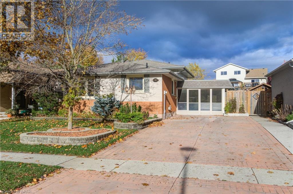 280 MACDONALD Drive