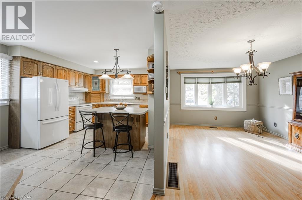 280 MACDONALD Drive
