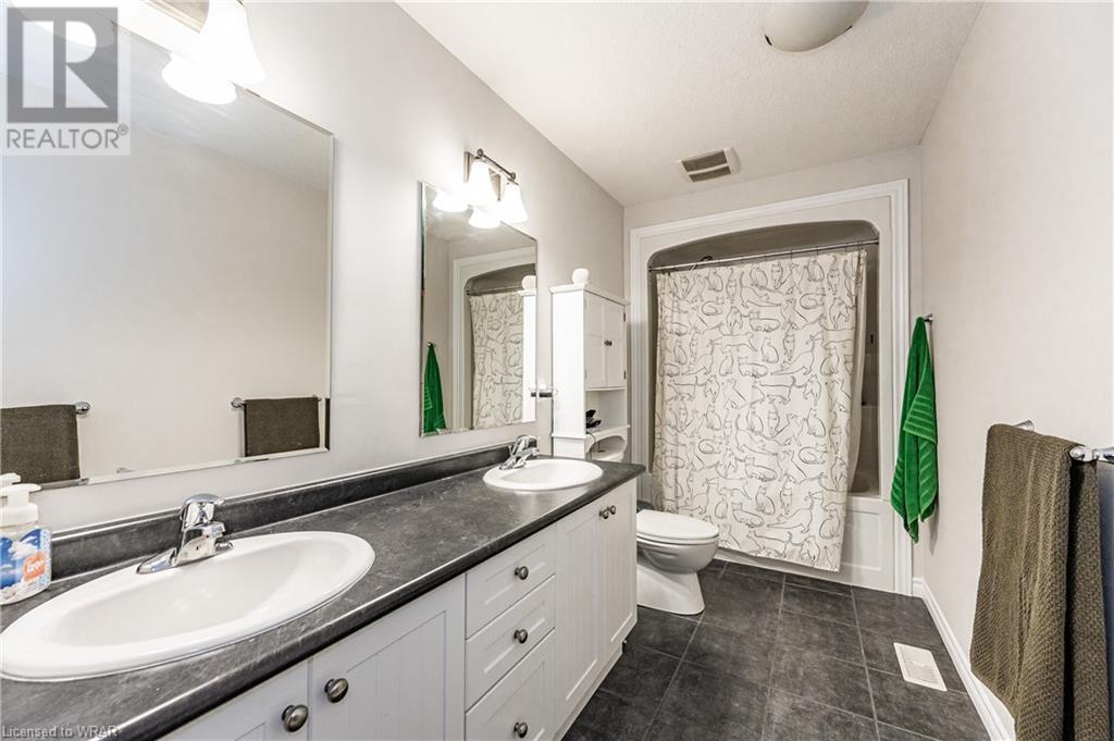 268 DEWDROP Crescent
