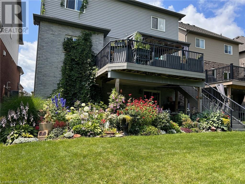 268 DEWDROP Crescent