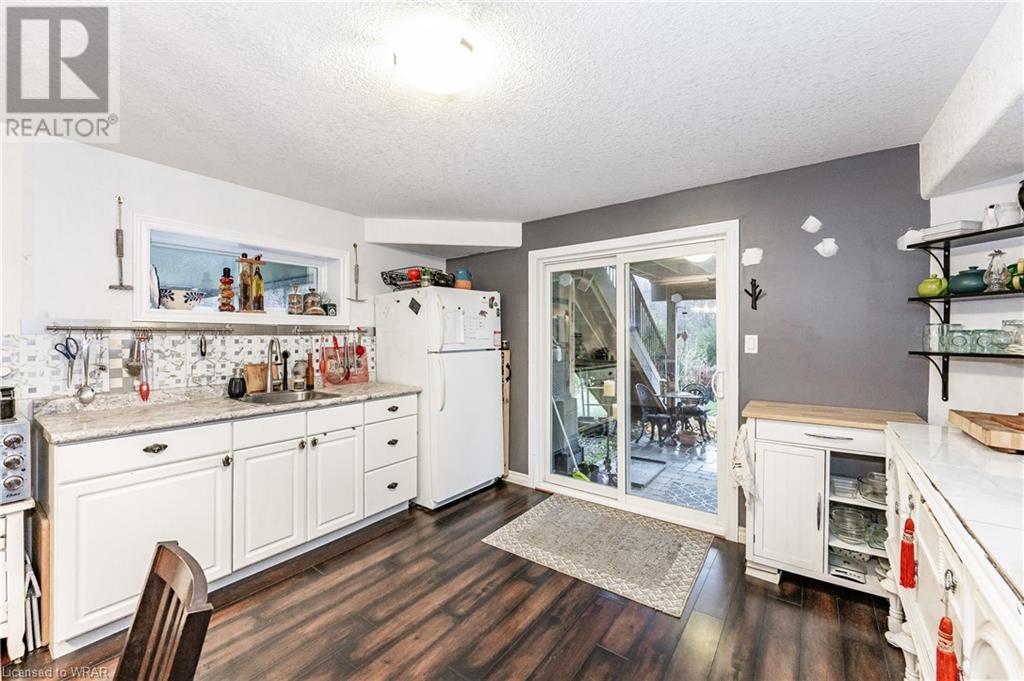 268 DEWDROP Crescent