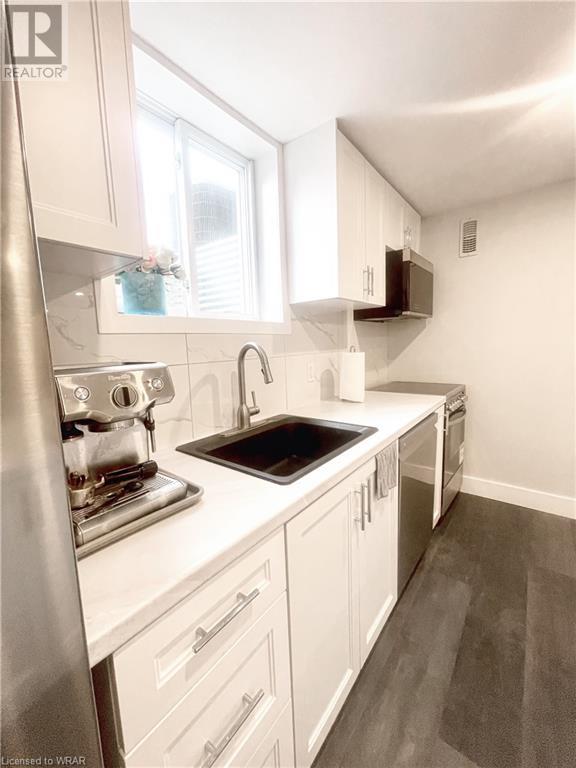 43 MARK Crescent Unit# lower