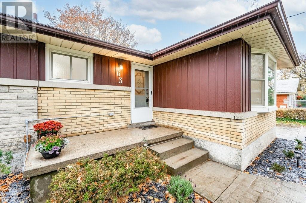 63 ELLIS Crescent S