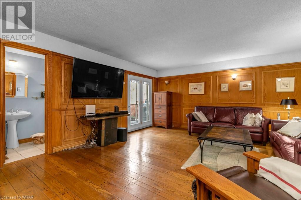 44 KELLY Drive
