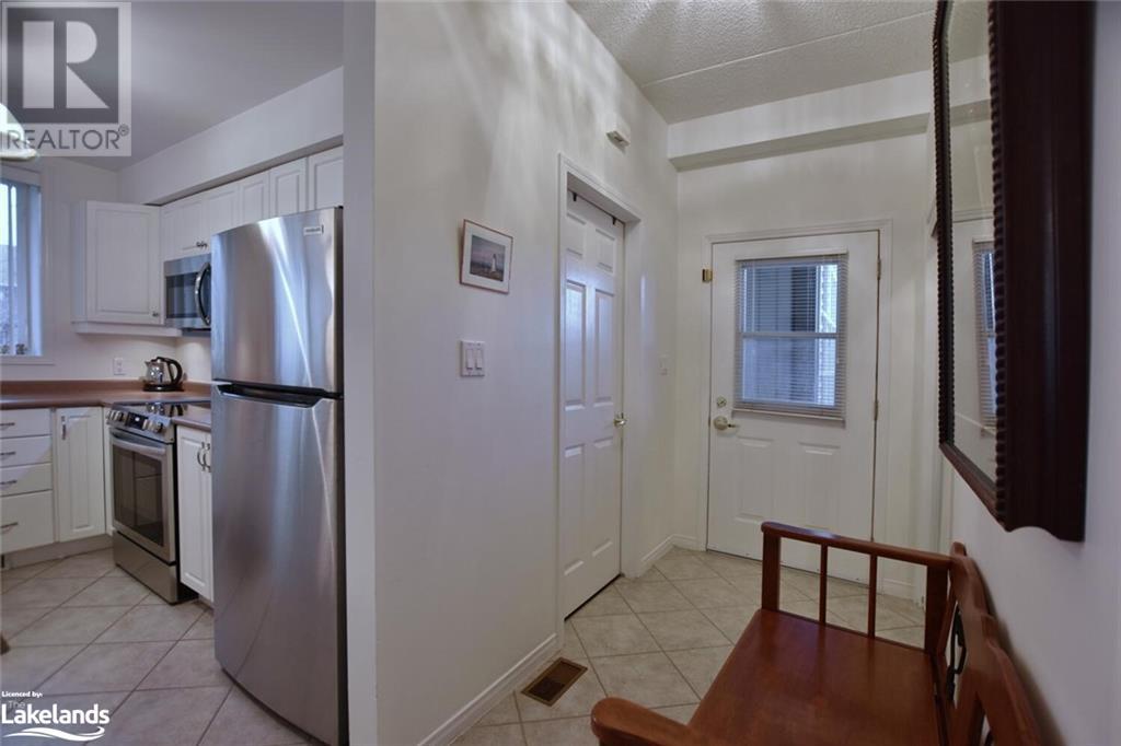 684 JOHNSTON PARK Avenue