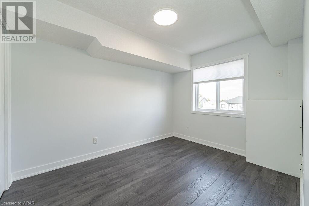 185 WINDALE Crescent Unit# 3B
