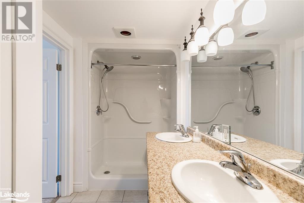 91 RAGLAN Street Unit# 408