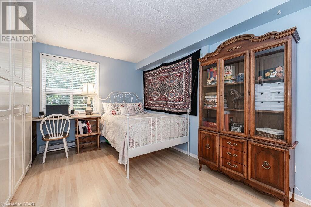 65 SILVERCREEK Parkway N Unit# 208