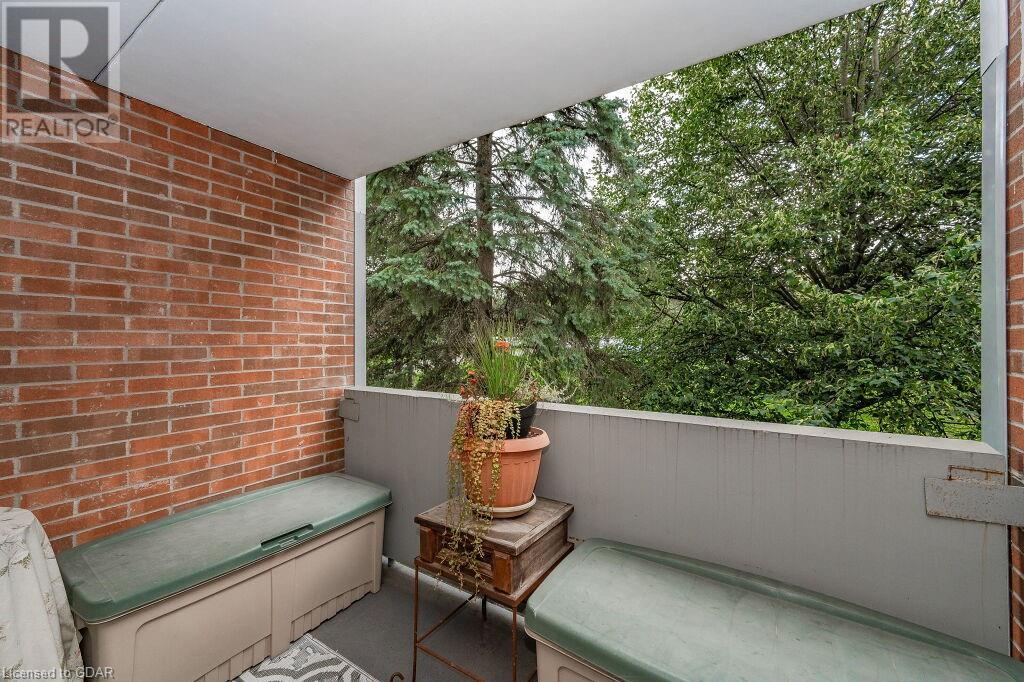 65 SILVERCREEK Parkway N Unit# 208